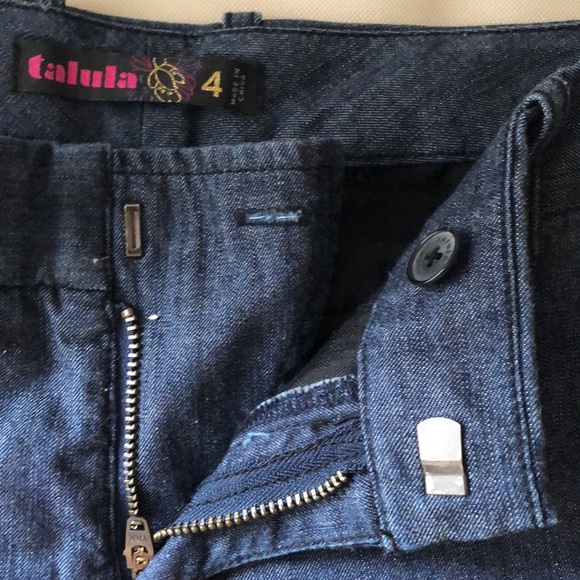 Denim shorts - Picture 3 of 3